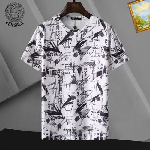 Cheap Versace T-Shirts Short Sleeved For Men #1052448 Replica Wholesale [$25.00 USD] [ITEM#1052448] on Replica Versace T-Shirts