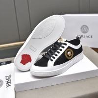 Versace Casual Shoes For Men #1051181