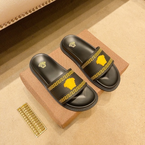 Cheap Versace Slippers For Men #1058467 Replica Wholesale [$48.00 USD] [ITEM#1058467] on Replica Versace Slippers