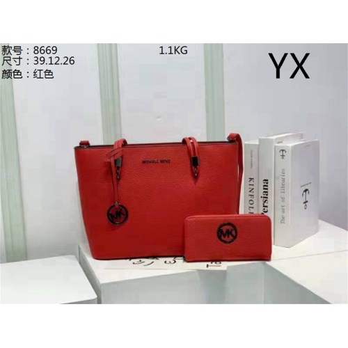 Cheap Michael Kors Handbags For Women #1058558 Replica Wholesale [$40.00 USD] [ITEM#1058558] on Replica Michael Kors Handbags