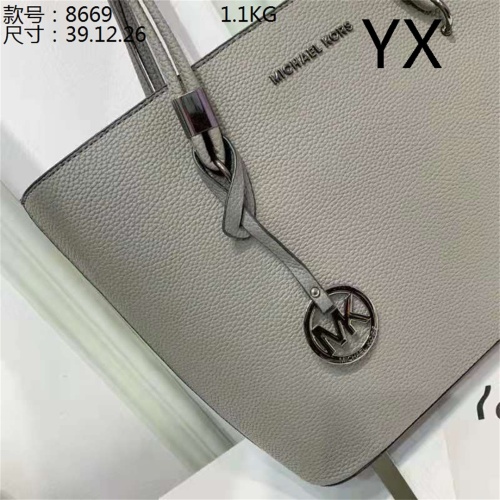 Cheap Michael Kors Handbags For Women #1058567 Replica Wholesale [$40.00 USD] [ITEM#1058567] on Replica Michael Kors Handbags