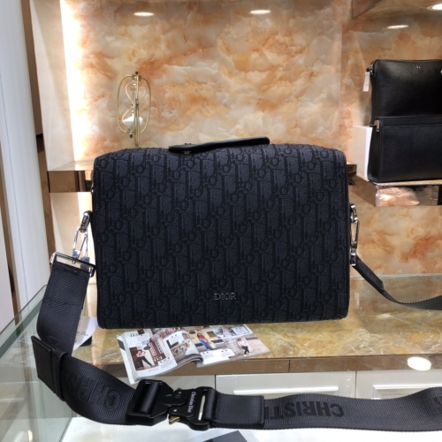 Cheap Christian Dior AAA Man Messenger Bags #1064319 Replica Wholesale [$175.00 USD] [ITEM#1064319] on Replica Christian Dior AAA Man Messenger Bags