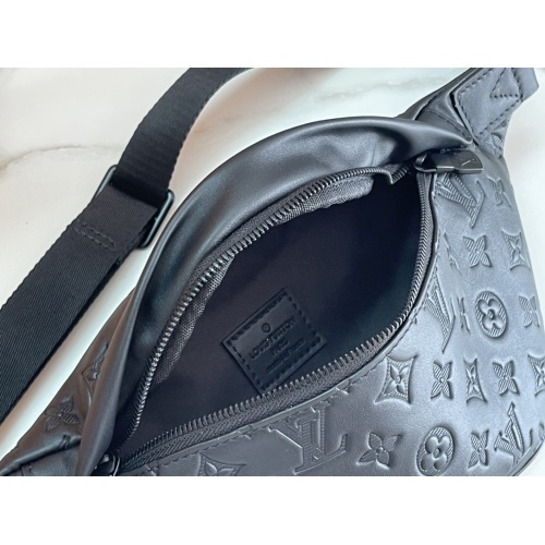 Cheap Louis Vuitton LV AAA Quality Belt Bags For Unisex #1064346 Replica Wholesale [$140.00 USD] [ITEM#1064346] on Replica Louis Vuitton LV AAA Quality Belt Bags