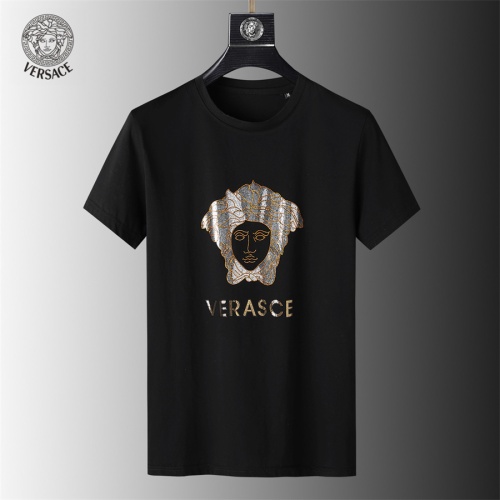 Cheap Versace Tracksuits Short Sleeved For Men #1064851 Replica Wholesale [$68.00 USD] [ITEM#1064851] on Replica Versace Tracksuits