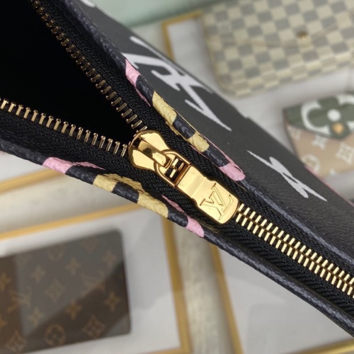 Cheap Louis Vuitton AAA Quality Wallets #1065030 Replica Wholesale [$92.00 USD] [ITEM#1065030] on Replica Louis Vuitton AAA+ Quality Wallets