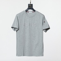 Moncler T-Shirts Short Sleeved For Unisex #1055085