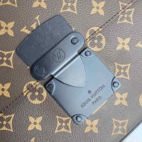 Cheap Louis Vuitton AAA Man Wallets #1065174 Replica Wholesale [$128.00 USD] [ITEM#1065174] on Replica Louis Vuitton AAA Man Wallets