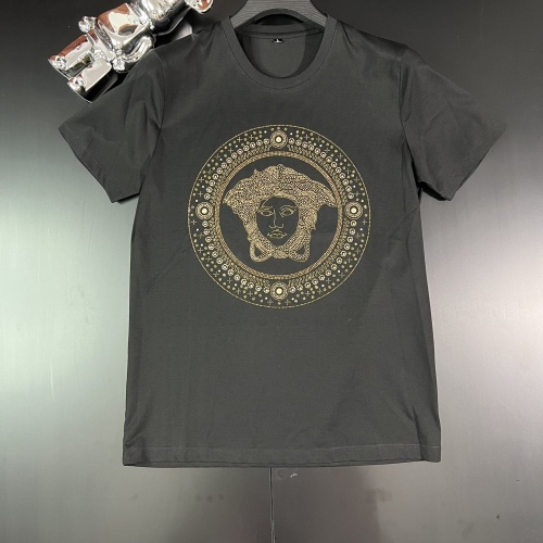 Cheap Versace T-Shirts Short Sleeved For Men #1067990 Replica Wholesale [$42.00 USD] [ITEM#1067990] on Replica Versace T-Shirts