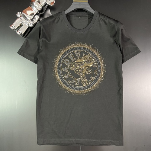 Cheap Versace T-Shirts Short Sleeved For Men #1067992 Replica Wholesale [$42.00 USD] [ITEM#1067992] on Replica Versace T-Shirts