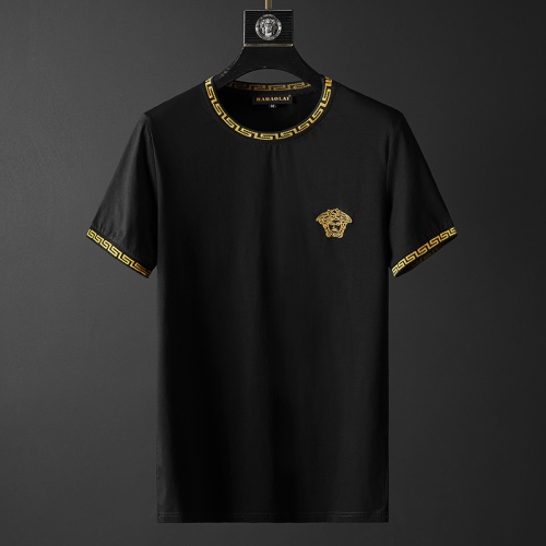 Cheap Versace Tracksuits Short Sleeved For Men #1068653 Replica Wholesale [$64.00 USD] [ITEM#1068653] on Replica Versace Tracksuits