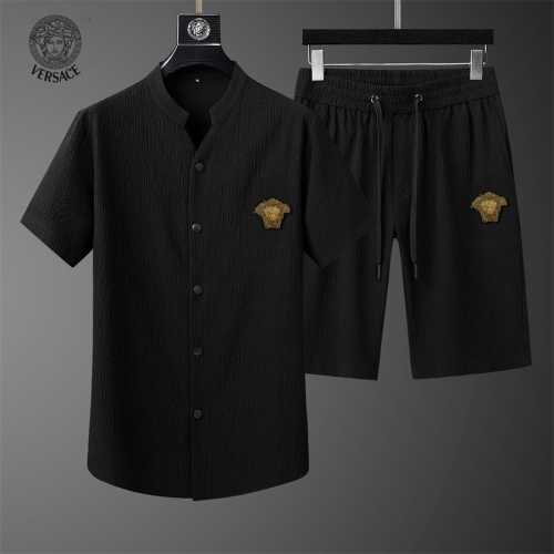 Cheap Versace Tracksuits Short Sleeved For Men #1069490 Replica Wholesale [$68.00 USD] [ITEM#1069490] on Replica Versace Tracksuits