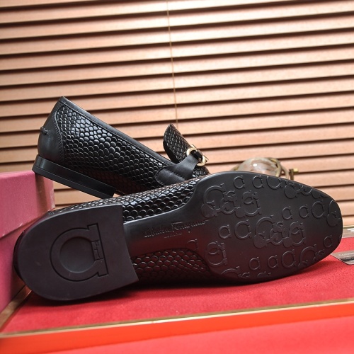 Cheap Salvatore Ferragamo Leather Shoes For Men #1070681 Replica Wholesale [$102.00 USD] [ITEM#1070681] on Replica Salvatore Ferragamo Leather Shoes