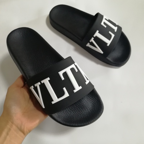 Cheap Valentino Slippers For Men #1070906 Replica Wholesale [$52.00 USD] [ITEM#1070906] on Replica Valentino Slippers