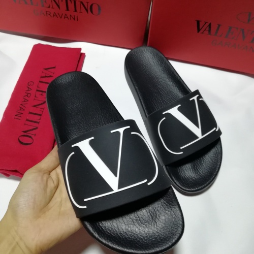 Cheap Valentino Slippers For Men #1070908 Replica Wholesale [$52.00 USD] [ITEM#1070908] on Replica Valentino Slippers