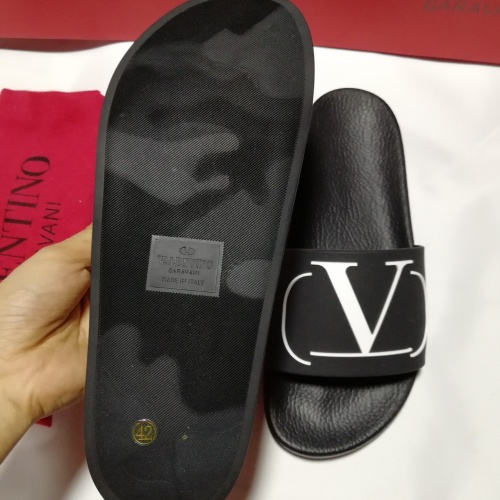 Cheap Valentino Slippers For Women #1070909 Replica Wholesale [$52.00 USD] [ITEM#1070909] on Replica Valentino Slippers