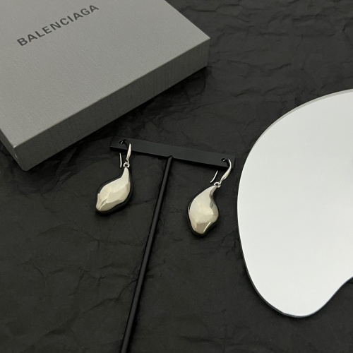 Cheap Balenciaga Earrings For Women #1071416 Replica Wholesale [$29.00 USD] [ITEM#1071416] on Replica Balenciaga Earrings