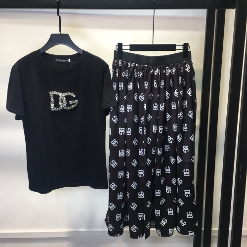 Cheap Dolce &amp; Gabbana D&amp;G Tracksuits Short Sleeved For Women #1072908 Replica Wholesale [$105.00 USD] [ITEM#1072908] on Replica Dolce &amp; Gabbana D&amp;G Tracksuits