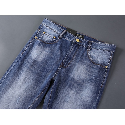 Cheap Versace Jeans For Men #1072947 Replica Wholesale [$42.00 USD] [ITEM#1072947] on Replica Versace Jeans