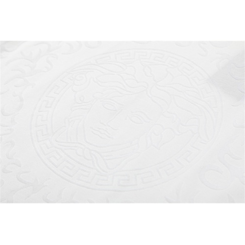 Cheap Versace T-Shirts Short Sleeved For Men #1073071 Replica Wholesale [$34.00 USD] [ITEM#1073071] on Replica Versace T-Shirts