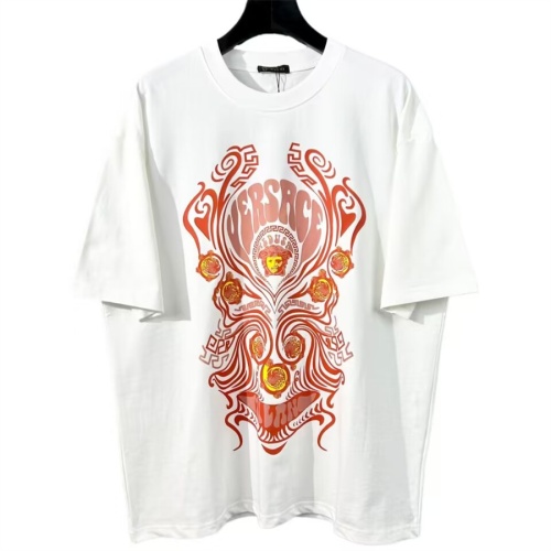 Cheap Versace T-Shirts Short Sleeved For Unisex #1073134 Replica Wholesale [$42.00 USD] [ITEM#1073134] on Replica Versace T-Shirts