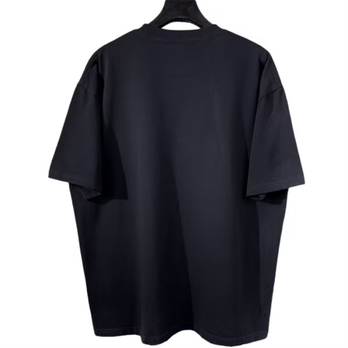 Cheap Versace T-Shirts Short Sleeved For Unisex #1073137 Replica Wholesale [$42.00 USD] [ITEM#1073137] on Replica Versace T-Shirts