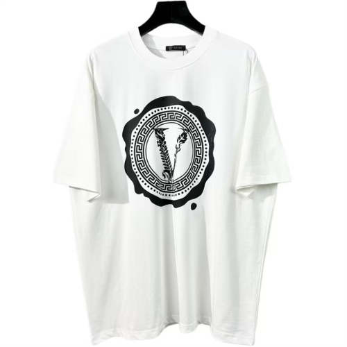 Cheap Versace T-Shirts Short Sleeved For Unisex #1073138 Replica Wholesale [$40.00 USD] [ITEM#1073138] on Replica Versace T-Shirts