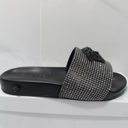 Cheap Versace Slippers For Men #1074623 Replica Wholesale [$60.00 USD] [ITEM#1074623] on Replica Versace Slippers