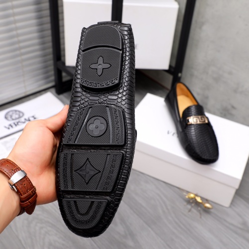 Cheap Versace Leather Shoes For Men #1076304 Replica Wholesale [$68.00 USD] [ITEM#1076304] on Replica Versace Leather Shoes