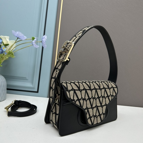 Cheap Valentino AAA Quality Shoulder Bags For Women #1076319 Replica Wholesale [$115.00 USD] [ITEM#1076319] on Replica Valentino AAA Quality Shoulder Bags