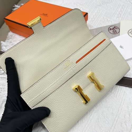 Cheap Hermes AAA Quality Wallets #1076485 Replica Wholesale [$52.00 USD] [ITEM#1076485] on Replica Hermes AAA Quality Wallets