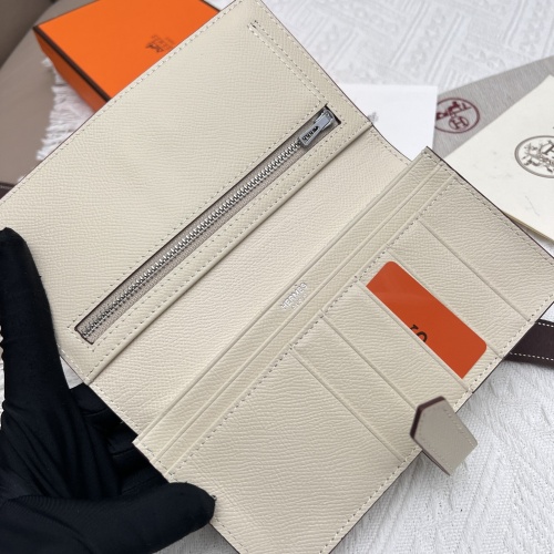 Cheap Hermes AAA Quality Wallets #1076576 Replica Wholesale [$52.00 USD] [ITEM#1076576] on Replica Hermes AAA Quality Wallets