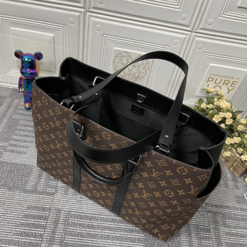 Cheap Louis Vuitton AAA Quality Tote-Handbags For Unisex #1076911 Replica Wholesale [$85.00 USD] [ITEM#1076911] on Replica Louis Vuitton AAA Quality Handbags