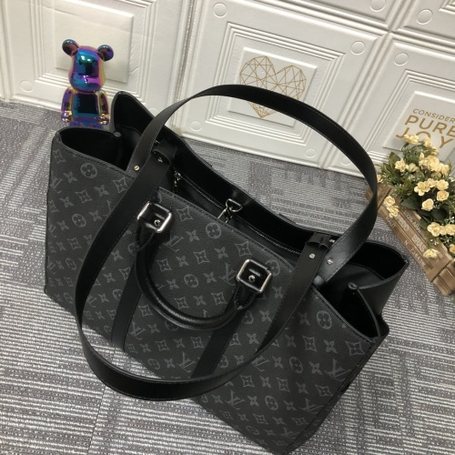 Cheap Louis Vuitton AAA Quality Tote-Handbags For Unisex #1076912 Replica Wholesale [$85.00 USD] [ITEM#1076912] on Replica Louis Vuitton AAA Quality Handbags