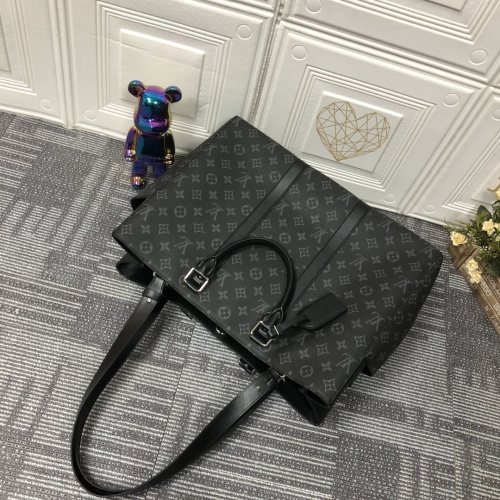 Cheap Louis Vuitton AAA Quality Tote-Handbags For Unisex #1076912 Replica Wholesale [$85.00 USD] [ITEM#1076912] on Replica Louis Vuitton AAA Quality Handbags