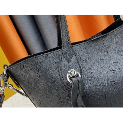 Cheap Louis Vuitton AAA Quality Shoulder Bags For Women #1077054 Replica Wholesale [$68.00 USD] [ITEM#1077054] on Replica Louis Vuitton AAA Quality Shoulder Bags