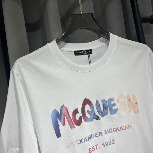 Cheap Alexander McQueen T-shirts Short Sleeved For Unisex #1077789 Replica Wholesale [$36.00 USD] [ITEM#1077789] on Replica Alexander McQueen T-shirts