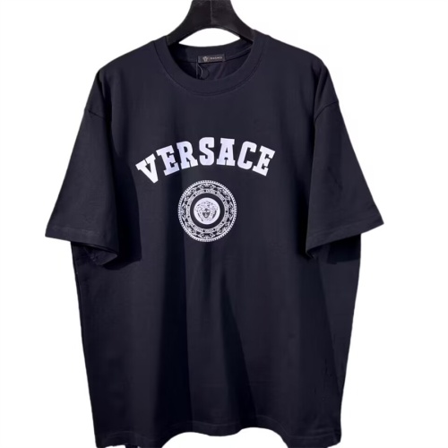 Cheap Versace T-Shirts Short Sleeved For Unisex #1078304 Replica Wholesale [$40.00 USD] [ITEM#1078304] on Replica Versace T-Shirts