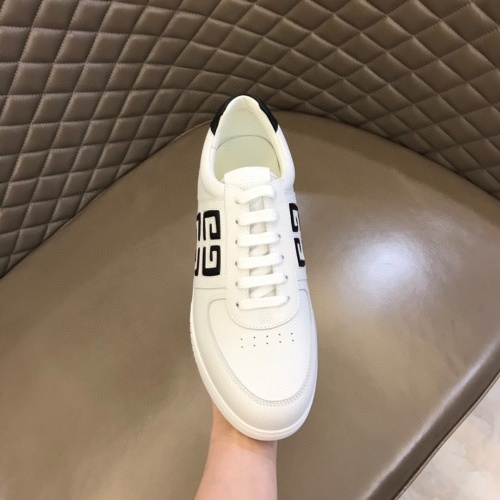 Cheap Givenchy Casual Shoes For Men #1078713 Replica Wholesale [$98.00 USD] [ITEM#1078713] on Replica Givenchy Casual Shoes