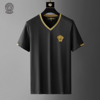 Cheap Versace Tracksuits Short Sleeved For Men #1068569 Replica Wholesale [$60.00 USD] [ITEM#1068569] on Replica Versace Tracksuits