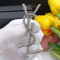 Cheap Yves Saint Laurent Brooches For Women #1072252 Replica Wholesale [$27.00 USD] [ITEM#1072252] on Replica Yves Saint Laurent Brooches