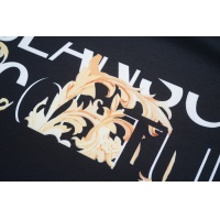 Cheap Versace T-Shirts Short Sleeved For Men #1075530 Replica Wholesale [$32.00 USD] [ITEM#1075530] on Replica Versace T-Shirts