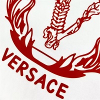 Cheap Versace T-Shirts Short Sleeved For Unisex #1078295 Replica Wholesale [$42.00 USD] [ITEM#1078295] on Replica Versace T-Shirts