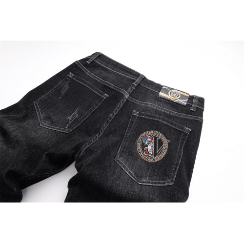 Cheap Versace Jeans For Men #1080225 Replica Wholesale [$42.00 USD] [ITEM#1080225] on Replica Versace Jeans