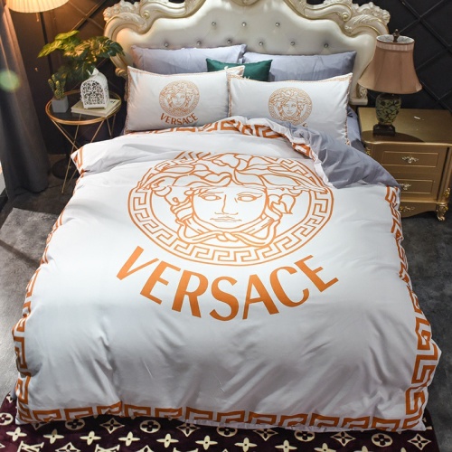 Cheap Versace Bedding #1083292 Replica Wholesale [$85.00 USD] [ITEM#1083292] on Replica Versace Bedding