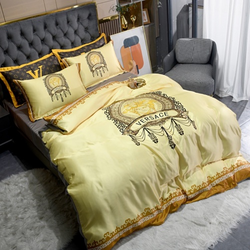 Cheap Versace Bedding #1083331 Replica Wholesale [$88.00 USD] [ITEM#1083331] on Replica Versace Bedding