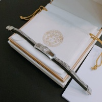 Cheap Versace Bracelets #1080370 Replica Wholesale [$45.00 USD] [ITEM#1080370] on Replica Versace Bracelets
