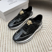 Versace Casual Shoes For Men #1080687