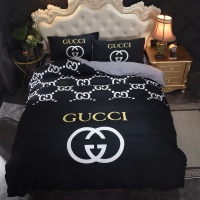 Gucci Bedding #1083306