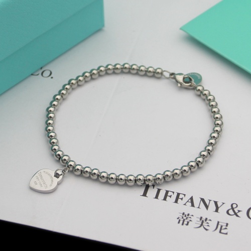 Cheap Tiffany Bracelets For Women #1092974 Replica Wholesale [$27.00 USD] [ITEM#1092974] on Replica Tiffany Bracelets