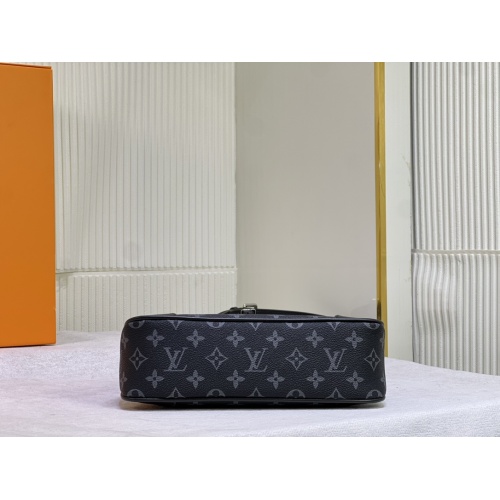 Cheap Louis Vuitton AAA Quality Messenger Bags For Women #1093337 Replica Wholesale [$68.00 USD] [ITEM#1093337] on Replica Louis Vuitton AAA Quality Messenger Bags